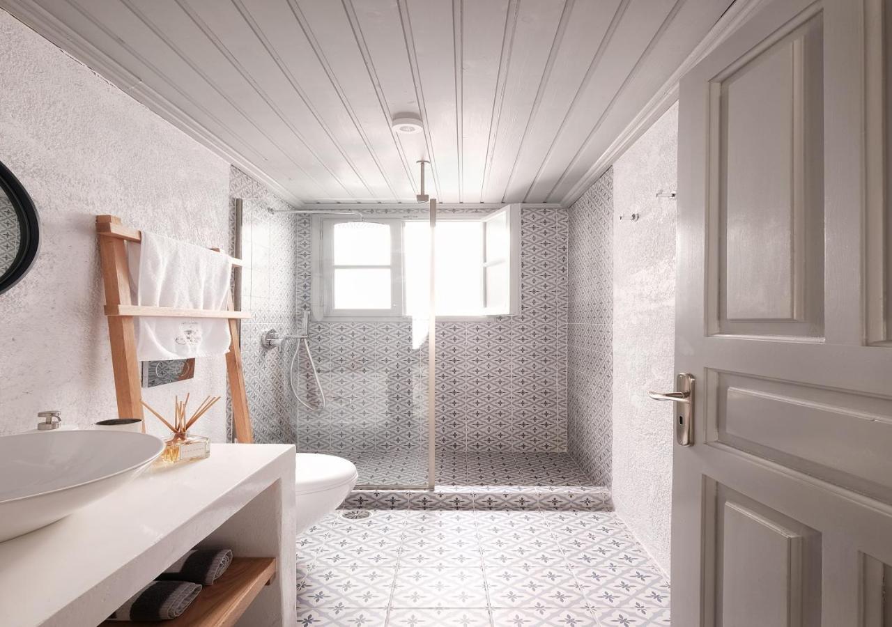 Keresbino Hydra Port House Apartment Bagian luar foto
